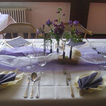 Landhotel Weinhaus Treis Weinähr Esterno foto