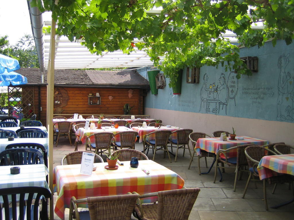 Landhotel Weinhaus Treis Weinähr Esterno foto